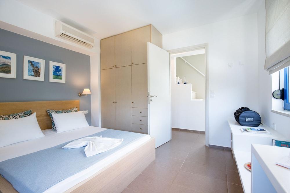 Anna Plakias Apartments