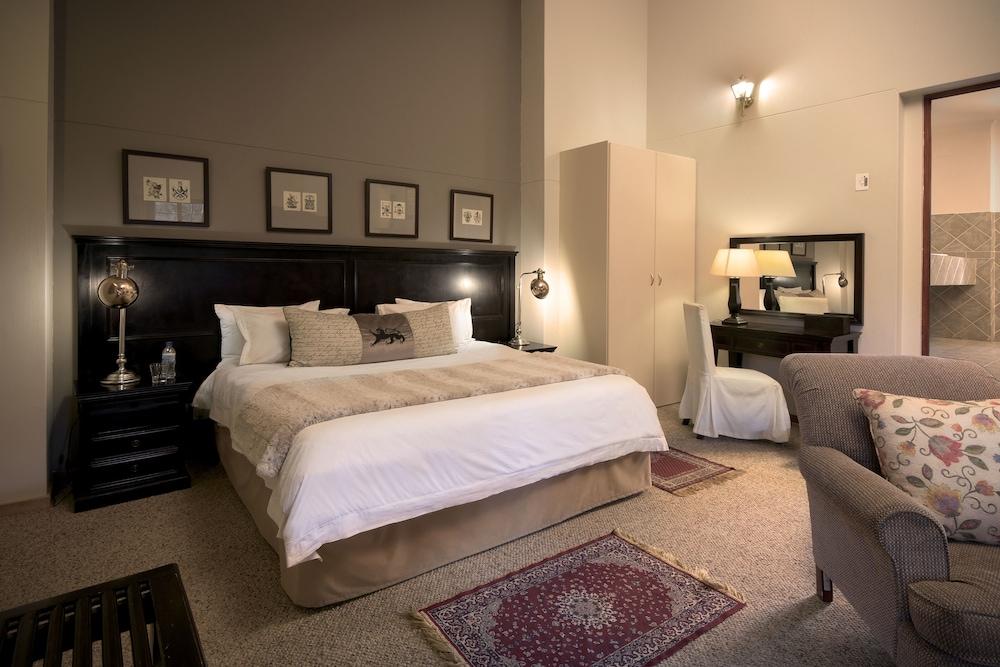 The Highlander Hotel