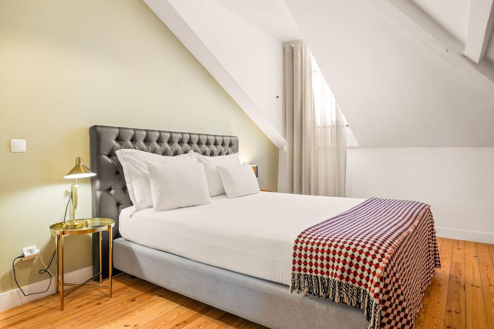 Casa do Bairro by Shiadu