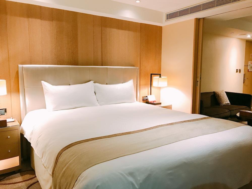 Chateau de Chine Hotel Kaohsiung