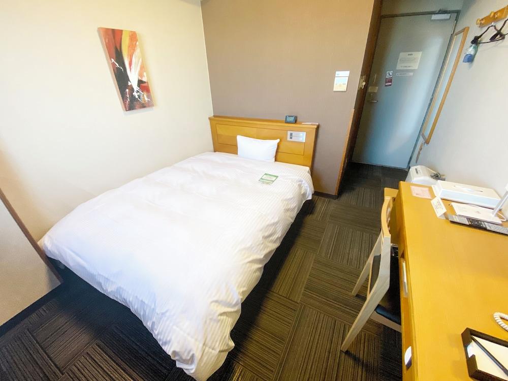 Hotel Route-Inn Yokkaichi