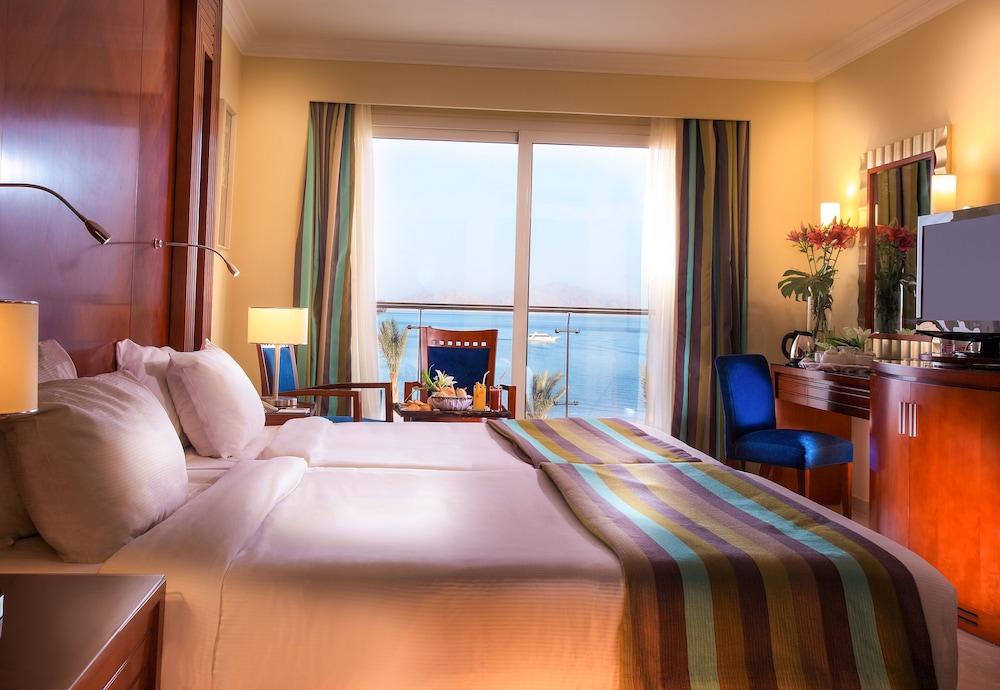 Xperience Sea Breeze Resort