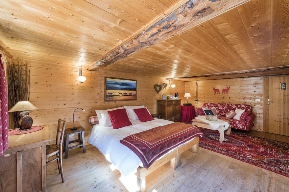 CHALET DEI FIORI - ROOM & APARTMENT