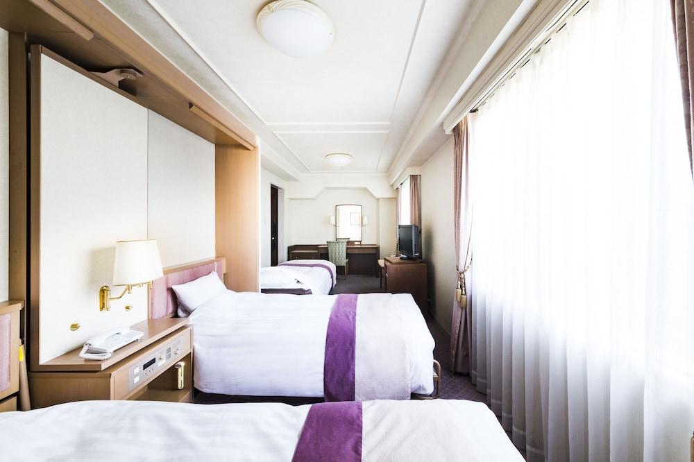 Senri Hankyu Hotel Osaka