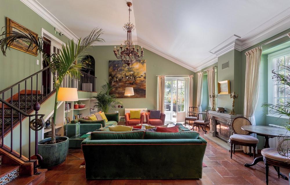 Casa Vela Boutique House & SPA