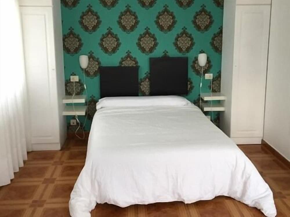 Hotel Playa de Quenxe