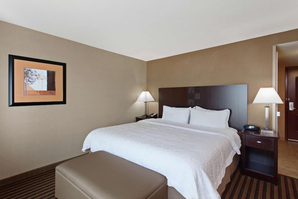Hampton Inn & Suites Fresno-Northwest