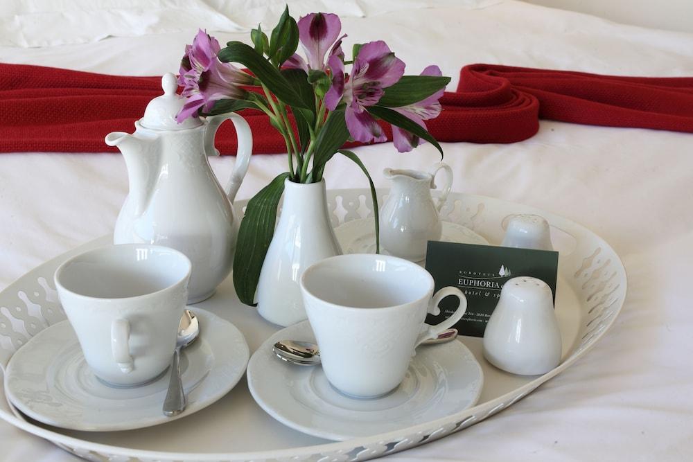 Euphoria Club Hotel & Resort