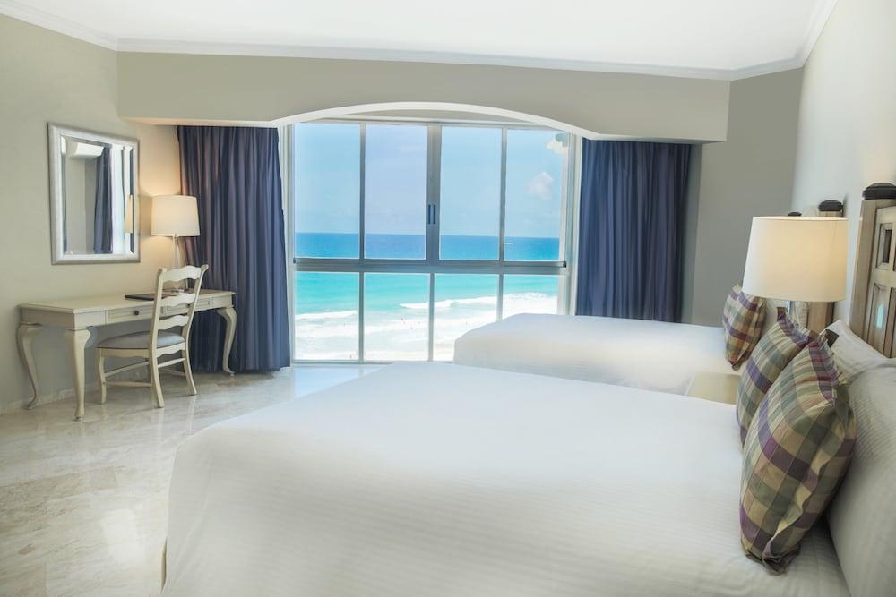 Sandos Cancún All Inclusive - Adults Only