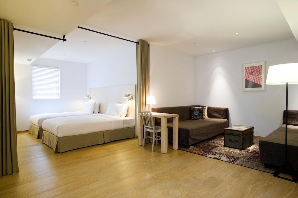 amba TAIPEI XIMENDING