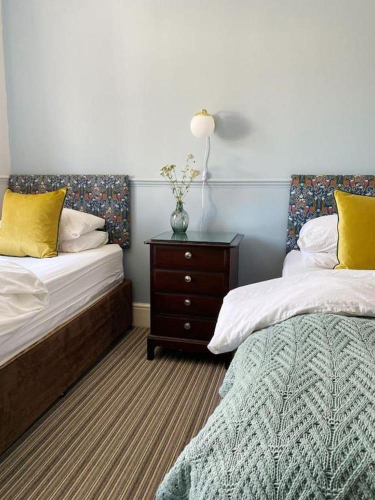 The Emsworth B&B Hotel