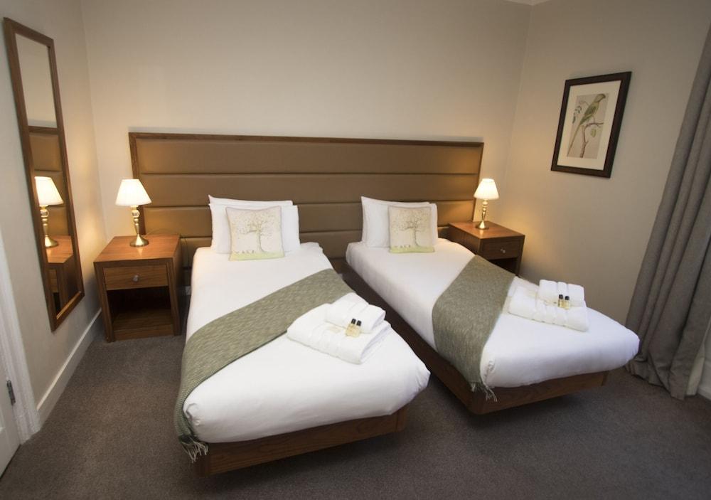 Cathedral Gate Hotel