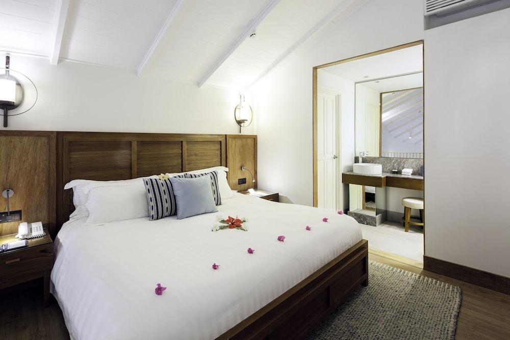 Machchafushi Island Resort & Spa Maldives, The Centara Collection