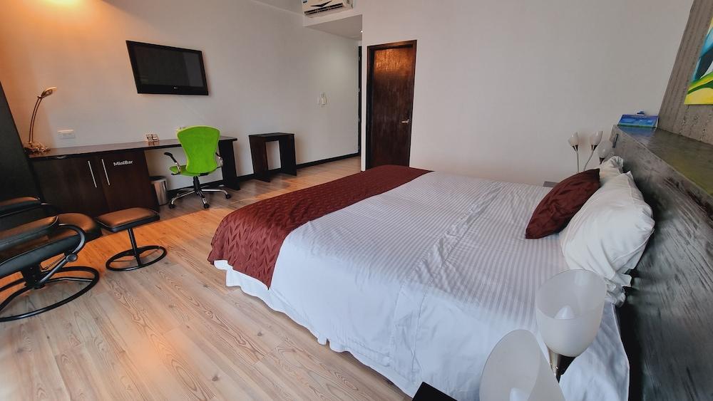 Habitat Suites Hotel