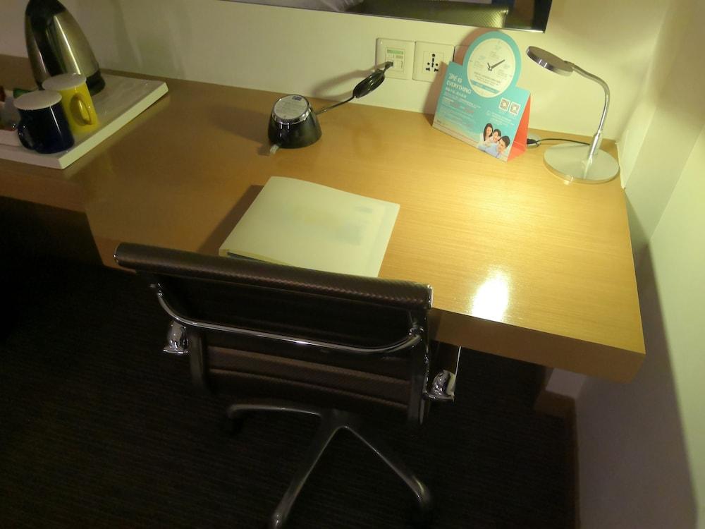 Holiday Inn Express Shanghai Jinsha by IHG