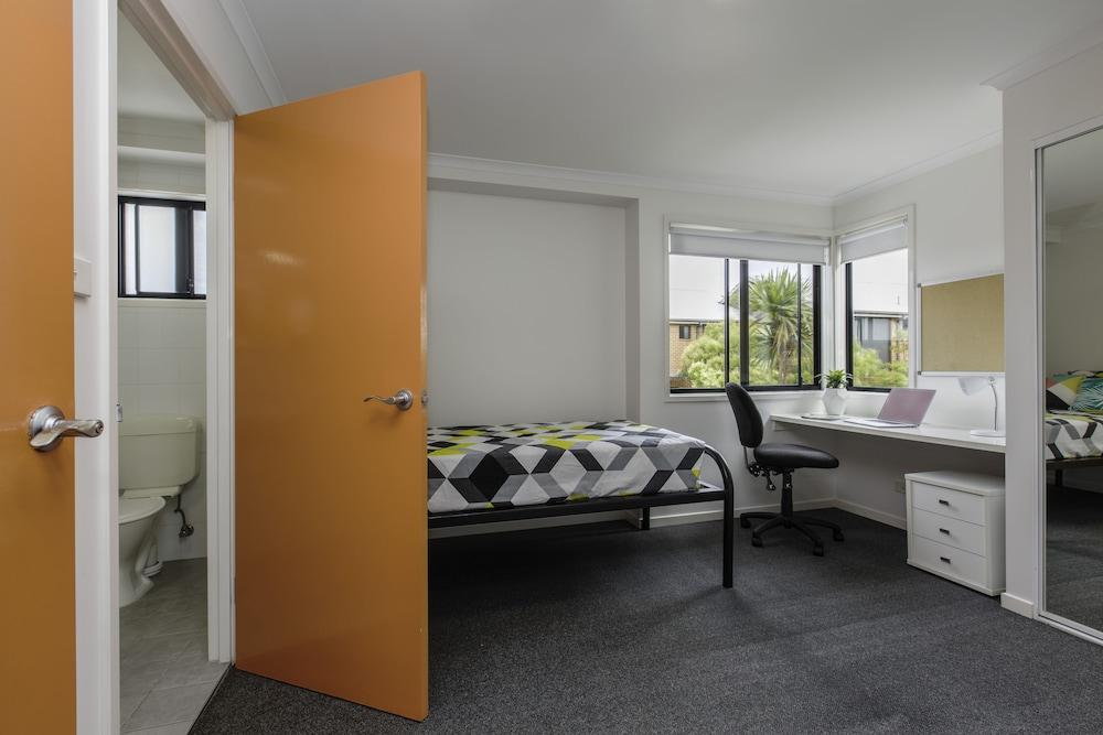 Macquarie University Village