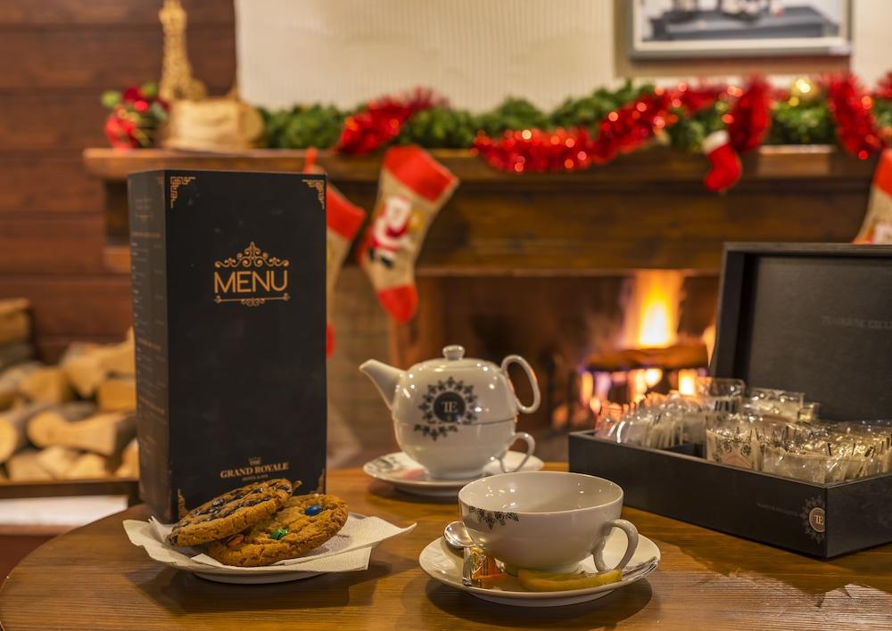 Grand Royale Apartment Complex & Spa