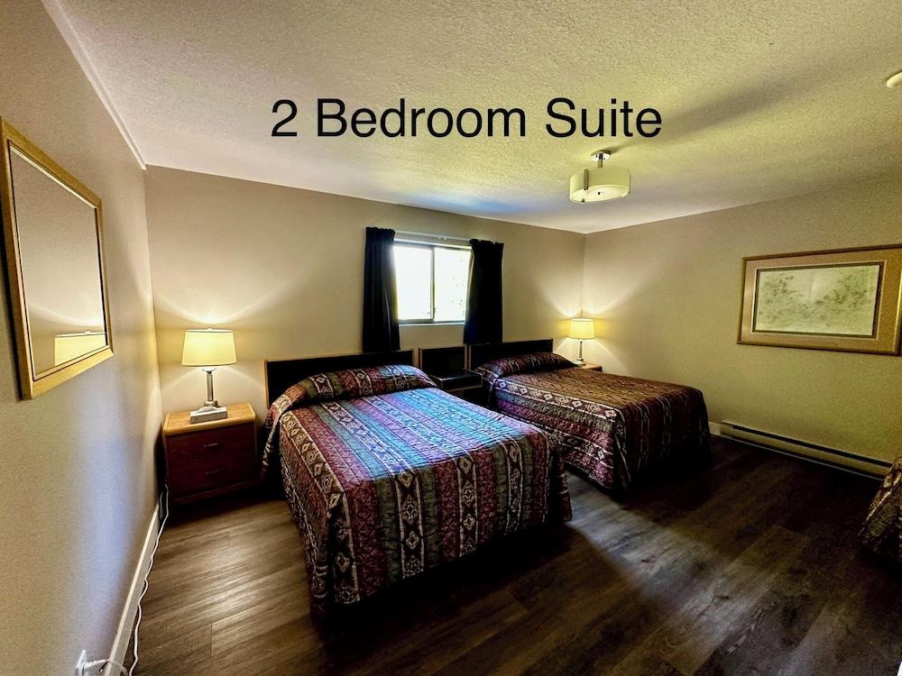 Whale's Tail Guest Suites