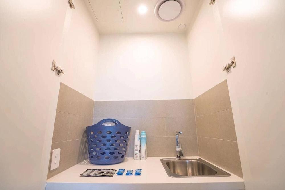 Luxury Skyrise 2bed2bath APT in Olympic Park