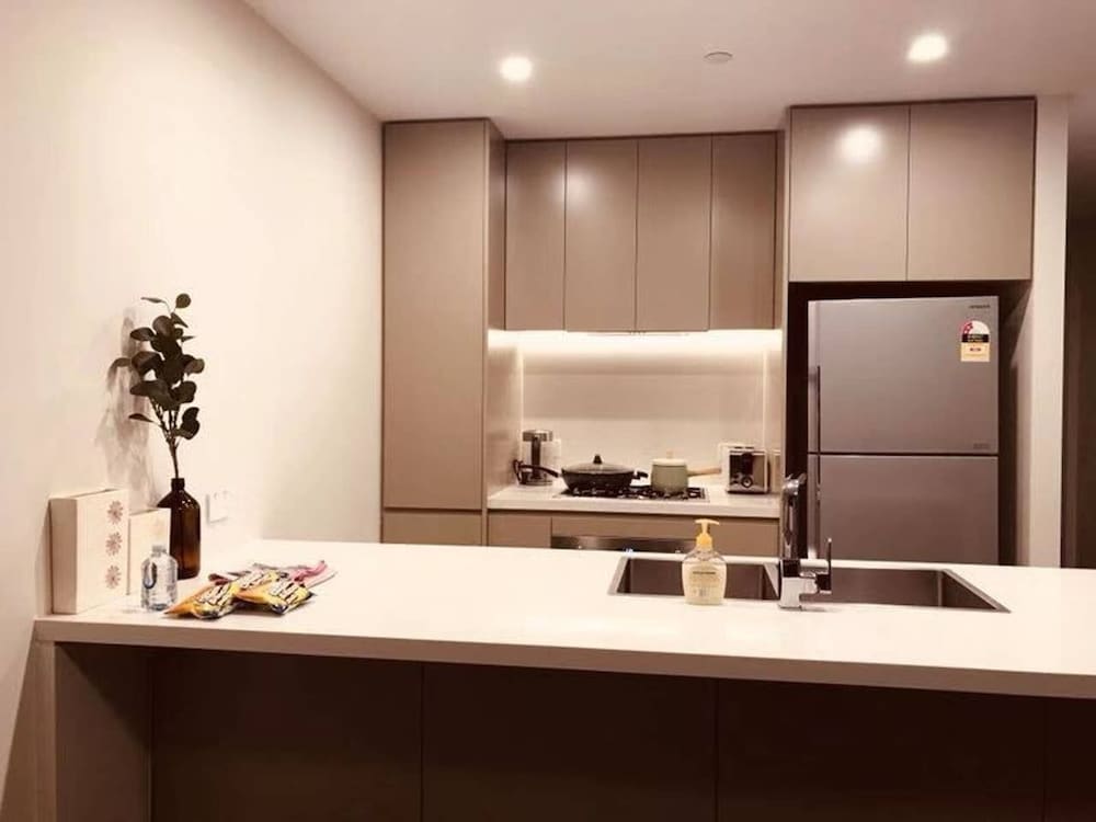 Luxury Skyrise 2bed2bath APT in Olympic Park