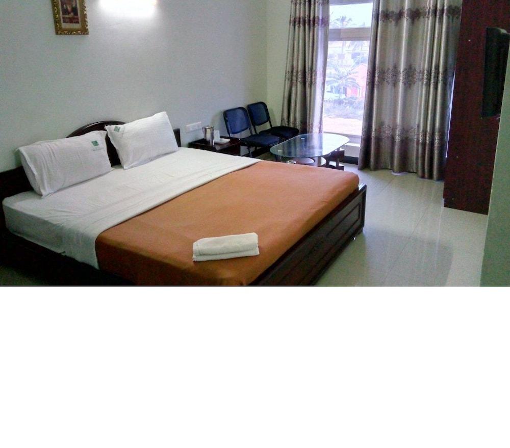 Hotel Coastal Residency