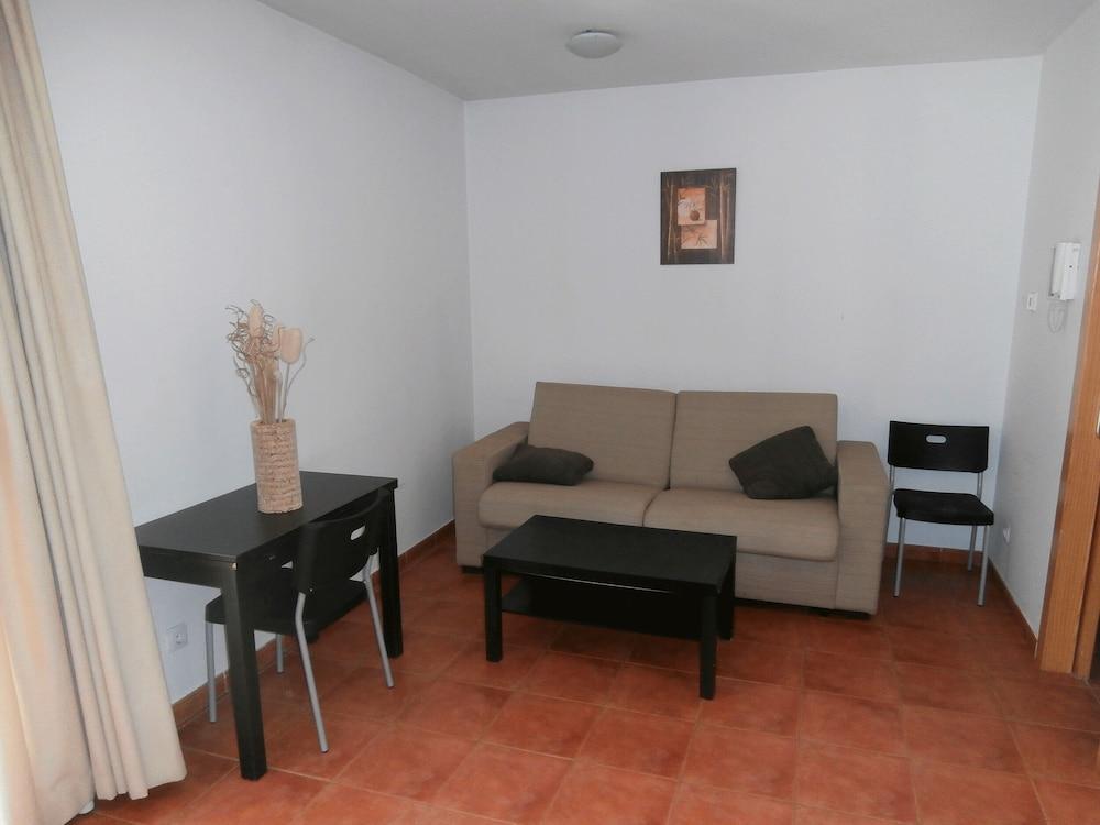 Best Parking and Wifi Location