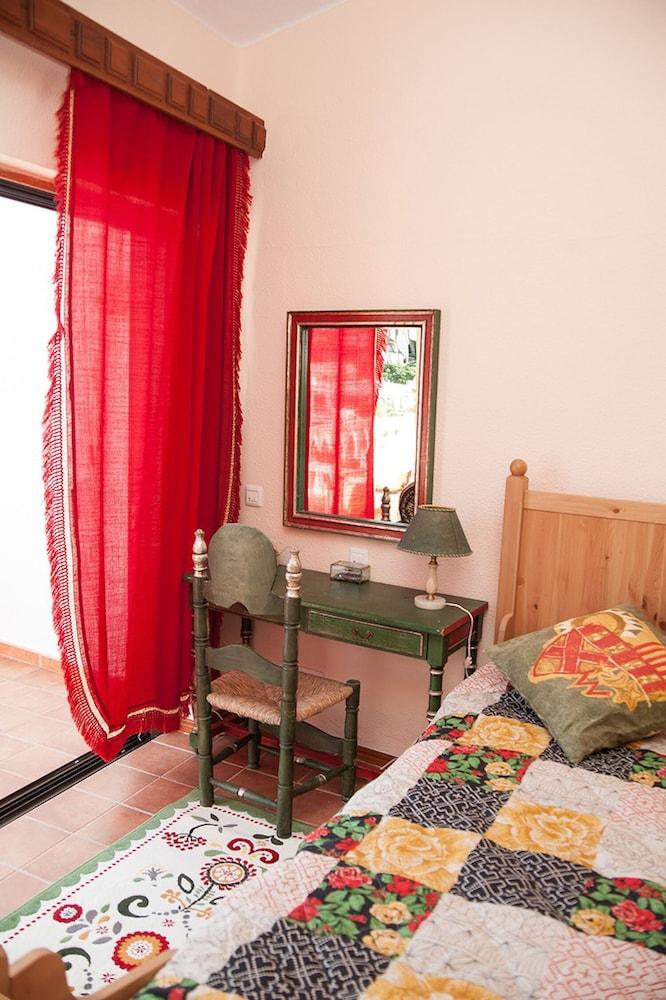 3 Br 2 Storey Bungalow Ocean View