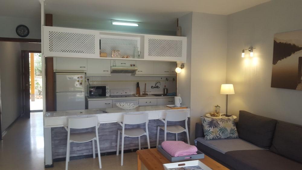 Apartment Agusbeach Sanagu023