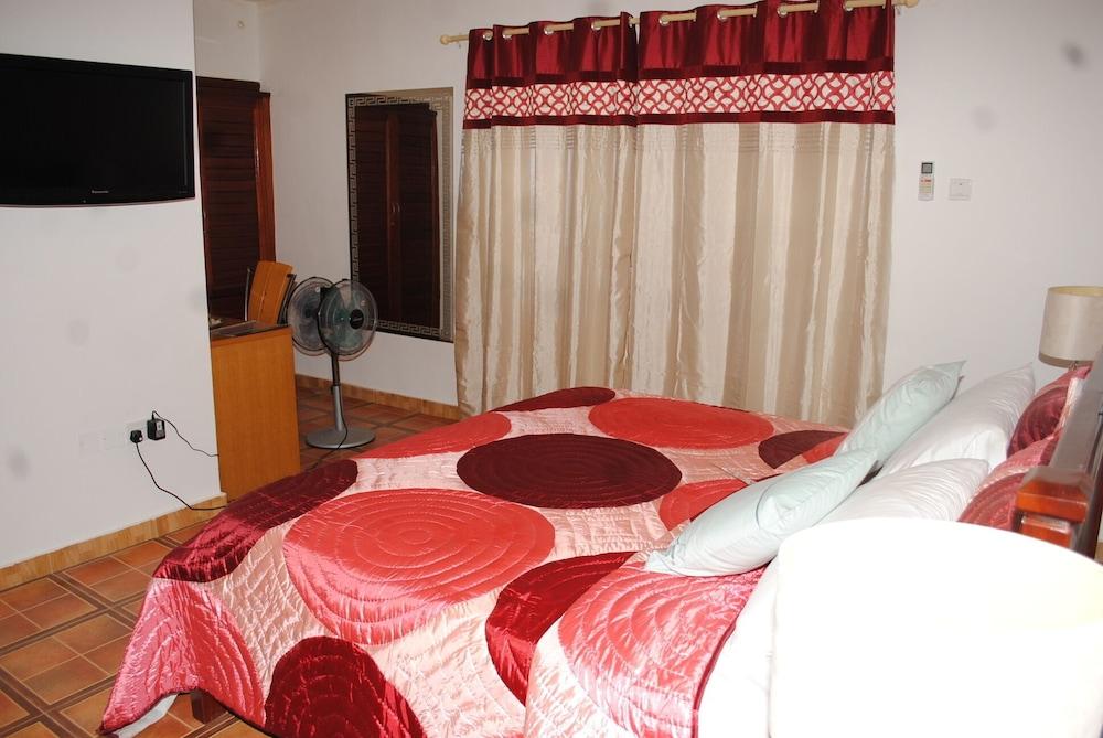 Madison Executive Guesthouse