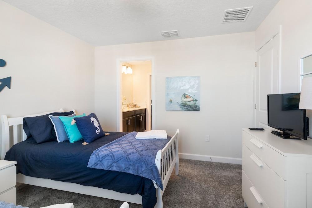 1520 FD Champions Gate