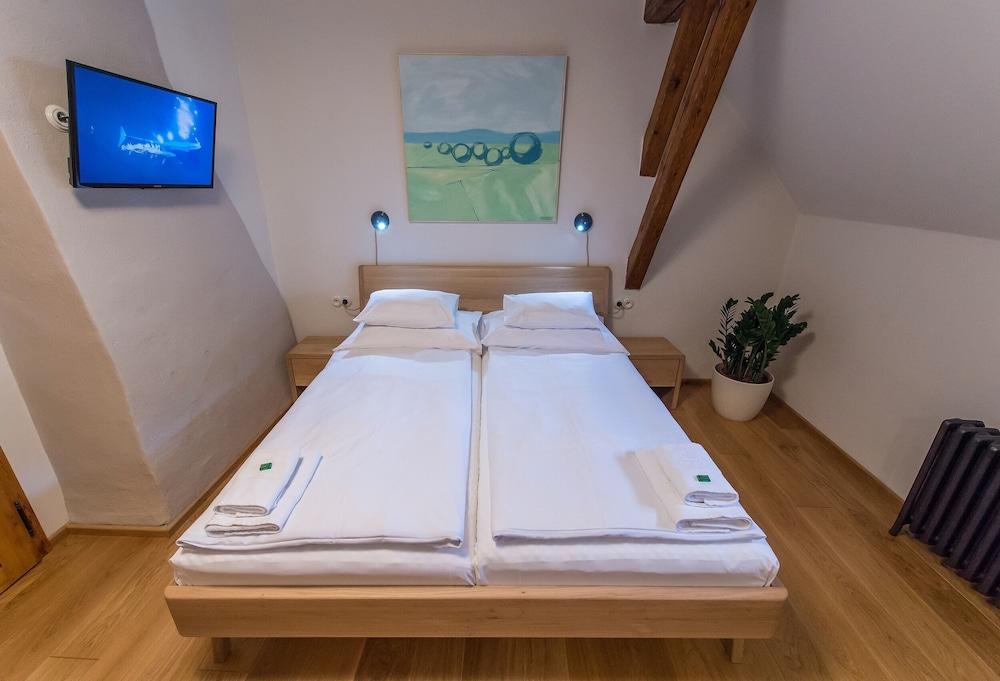 Pension Alt Straninger