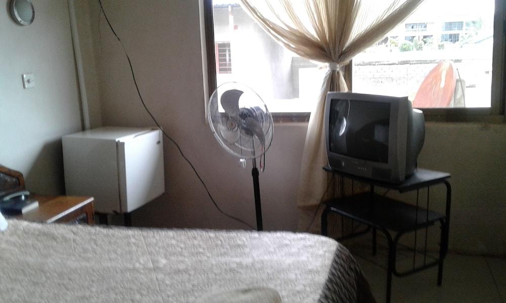 Providence Teez Lodge