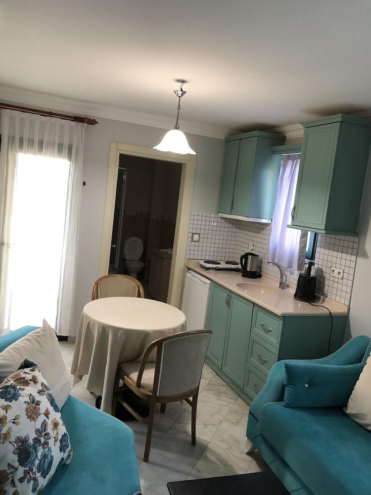 Siesta  Deluxe Apart Otel