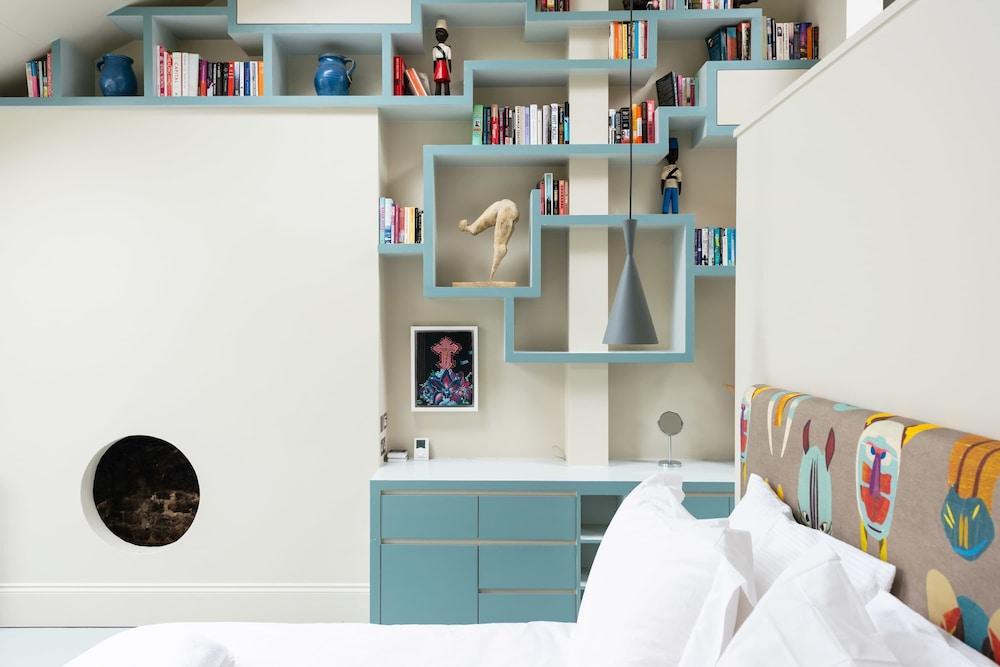 Fantastic 4 Bed House in Iconic Camden