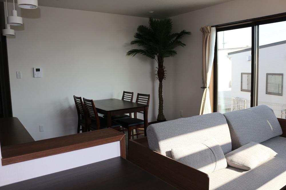 E-horizon Resort Condominium Nago E