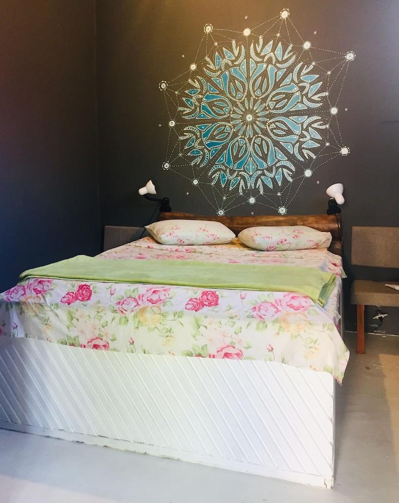 Guapuruvu Suítes & Camping