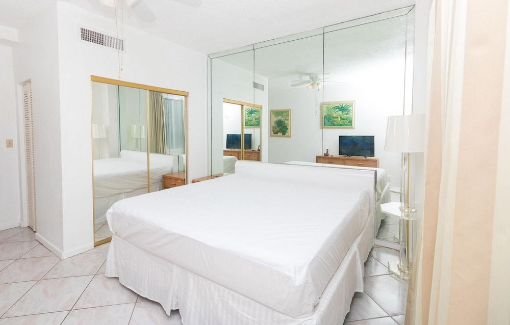 201 Ocean View Terrace Patio