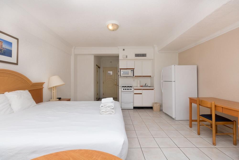 750 Ocean View Hollywood Beach