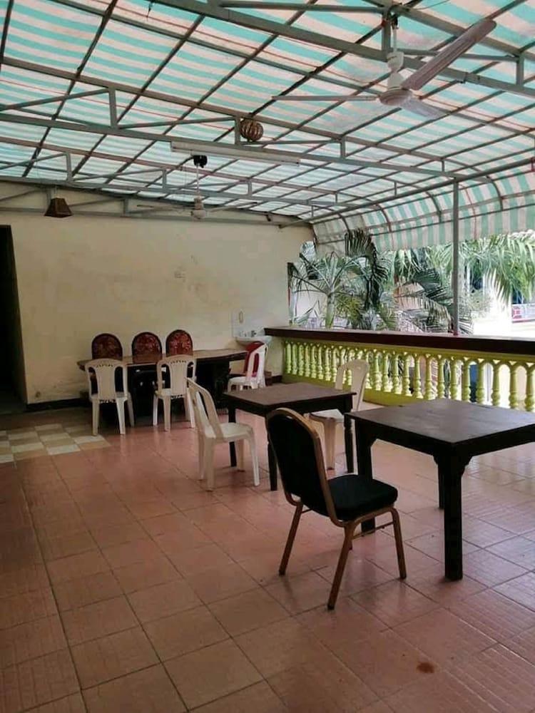 Nyali Luxury Guest House - Adults Only