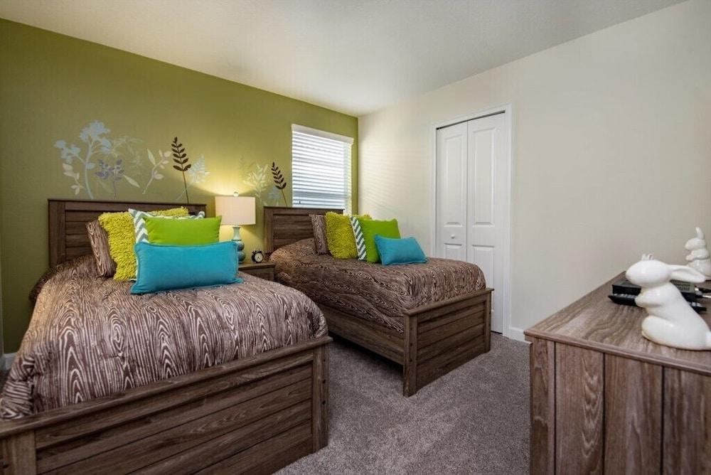 Champions Gate IHR 4034