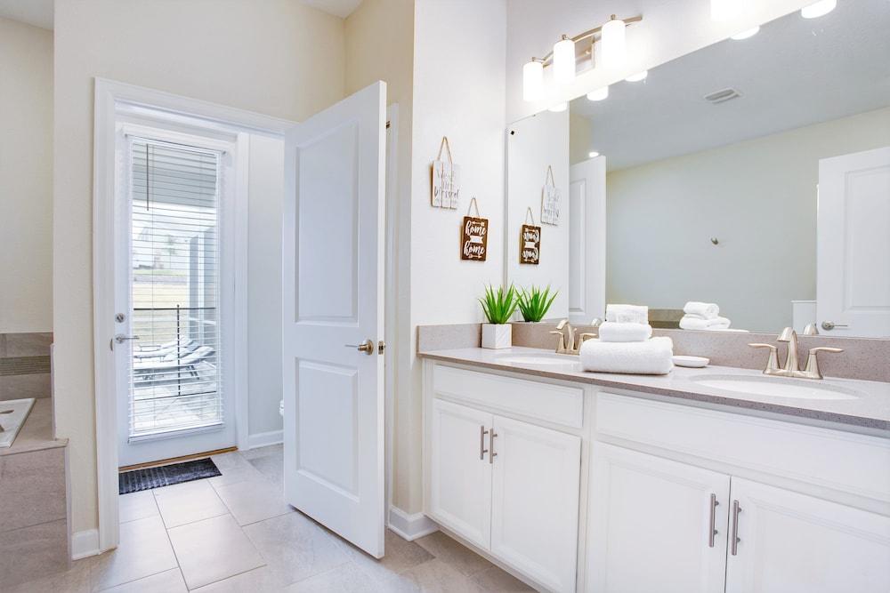 9 Bdrm Champions Gate Villa