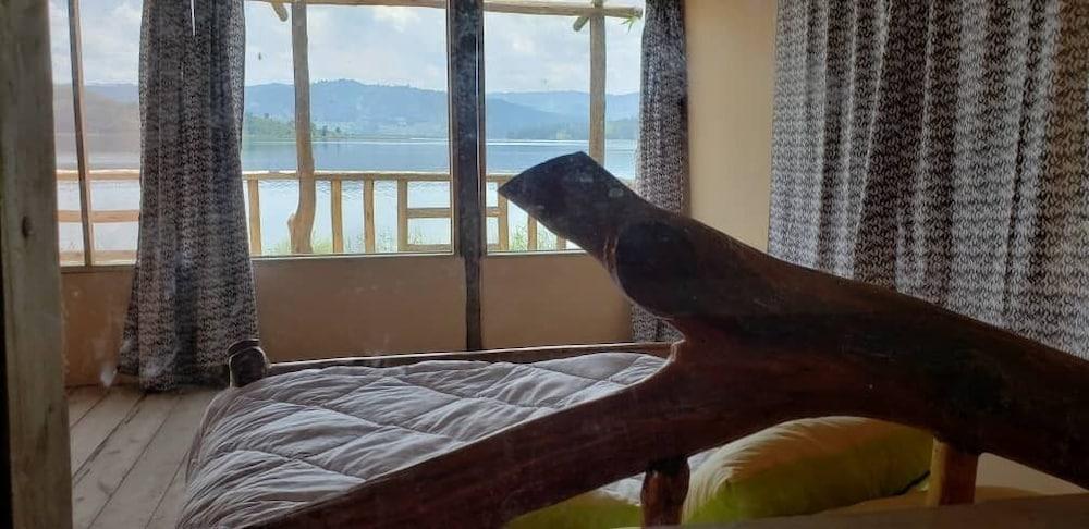 Gahiza Island Retreat