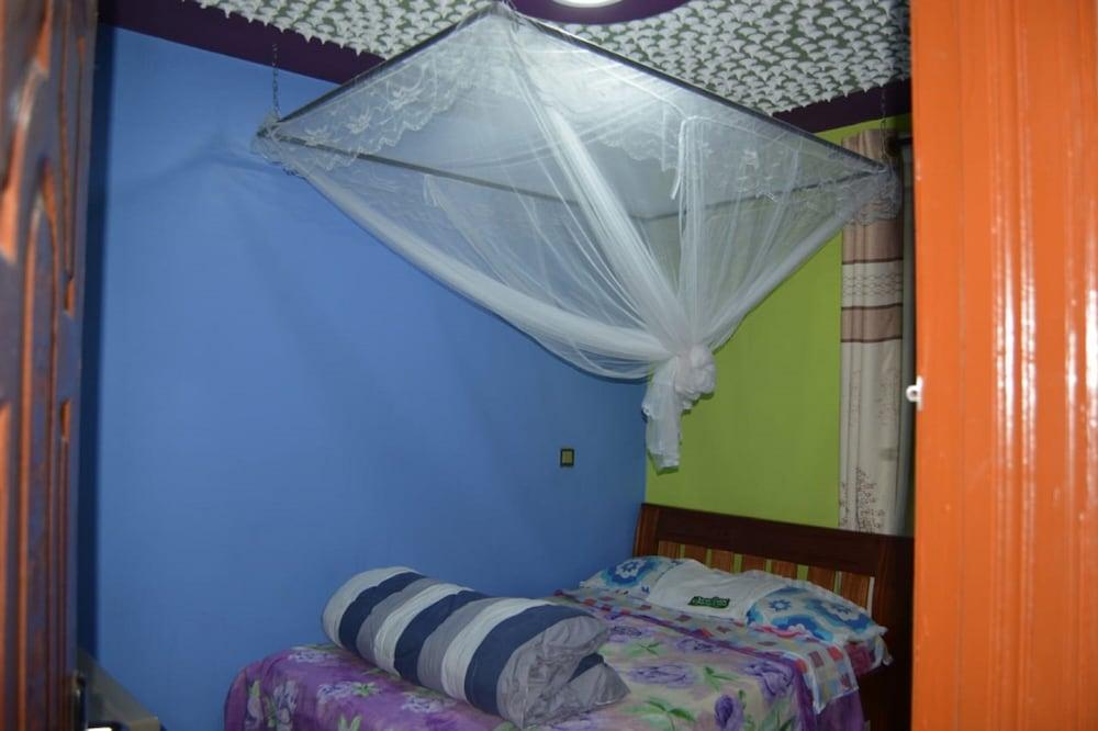 Yokabi’s Comfort Inn