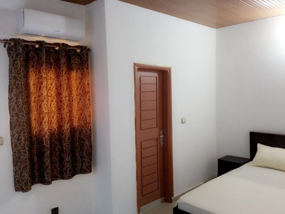 Hôtel Naell Assinie