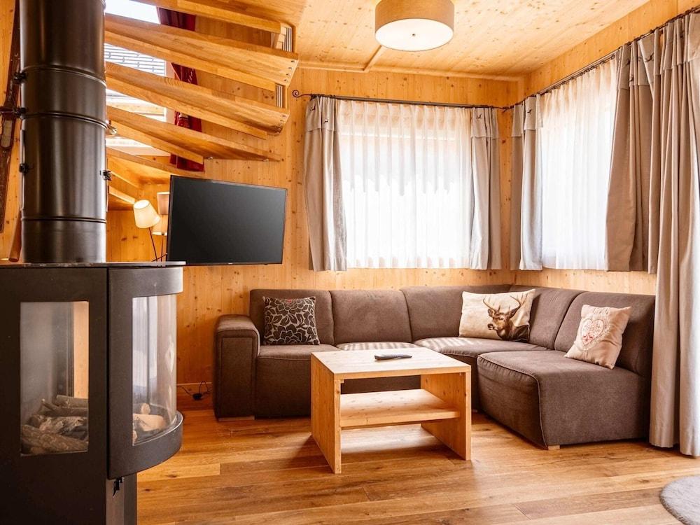 Lavish Chalet With Whirlpool