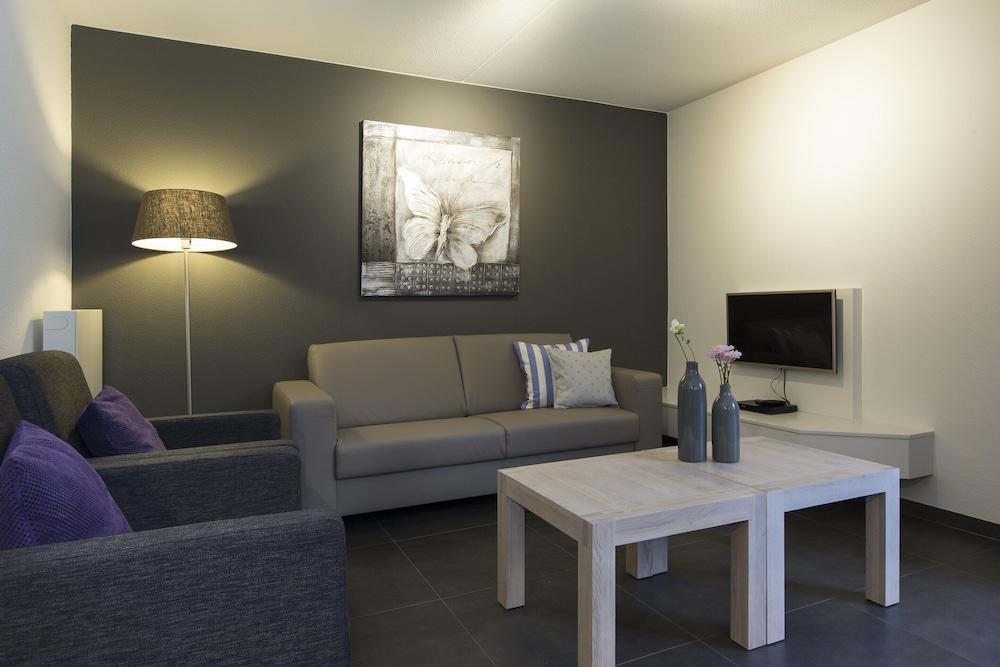 High-end Villa Nestled in Greenery