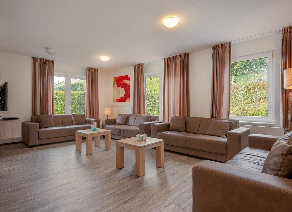 Villa in Arcen With Shower & Garden