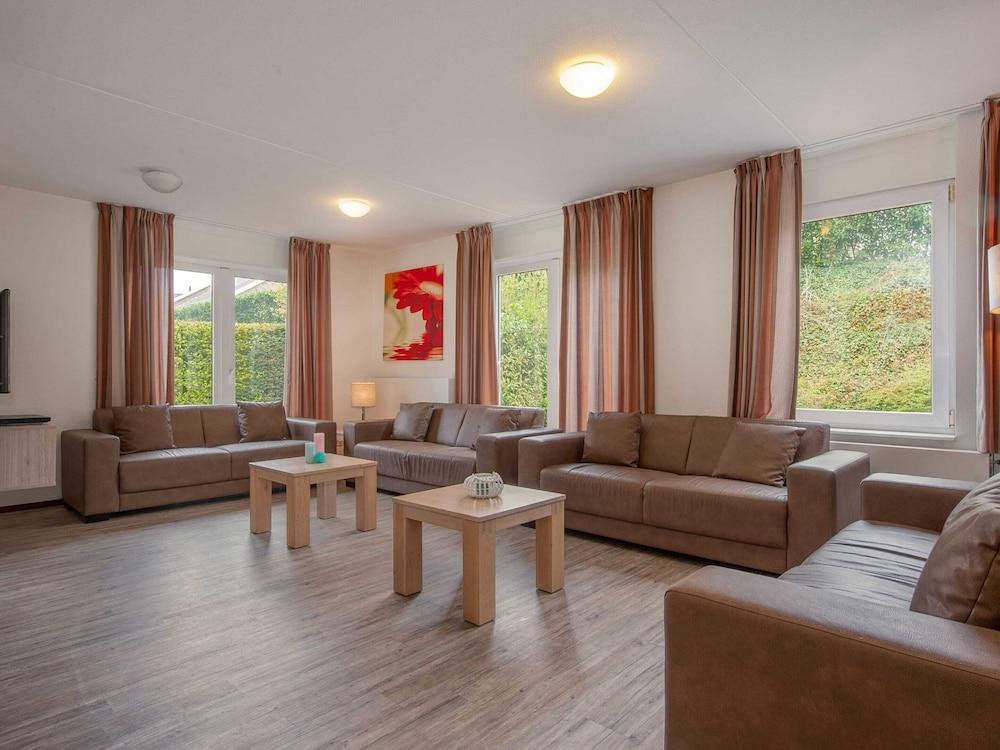 Villa in Arcen With Shower & Garden