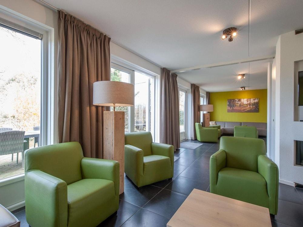 Villa in Arcen With Pool & Family Amenities