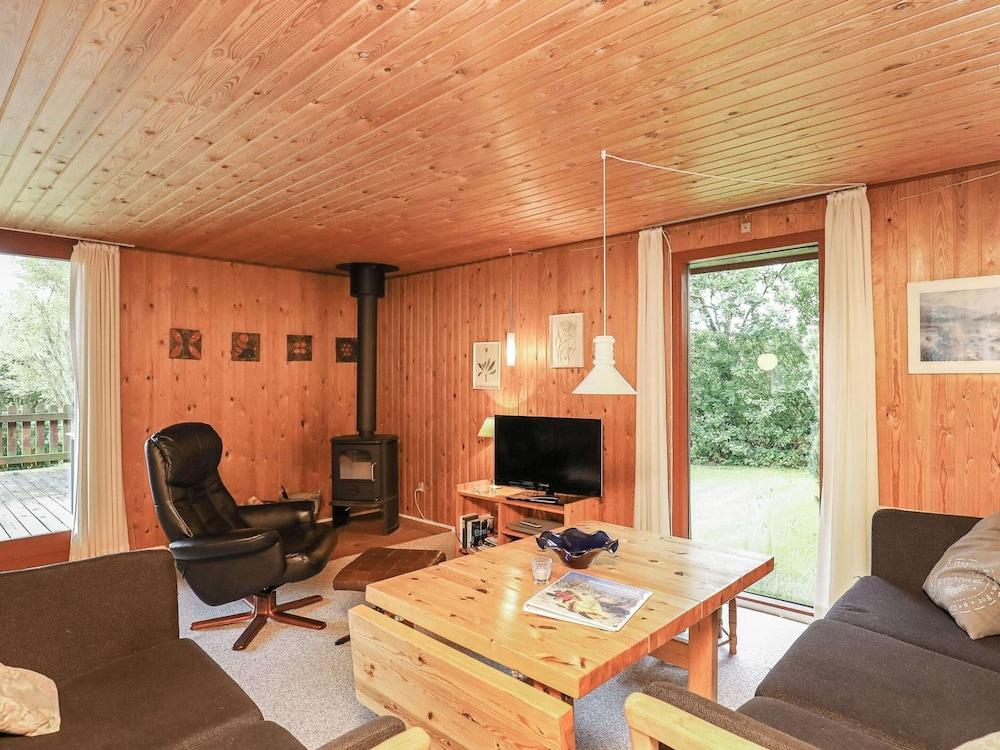 Spacious Holiday Home In Struer near Ocean